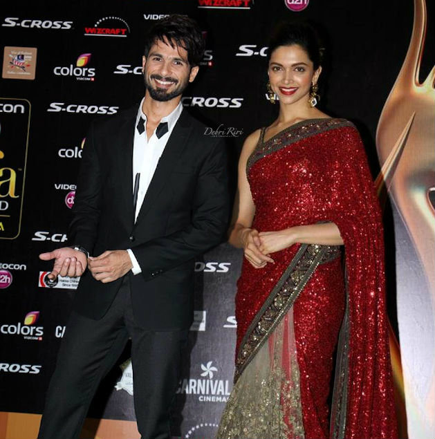 Deepika and Shahid: 'Padmawati', a dramatised account of the 1303 siege of the Chittor fort starring Deepika and Shahid who will share moments together. Along with Ranveer, who is motivated by his desire to capture Padmawati. Fresh Pairs of 2017,Pairs of 2017,Fresh Pairs,Sushant and Kriti,Taapsee and Amit,Anushka and Diljit,Deepika and Shahid,Ayushmann and Parineeti