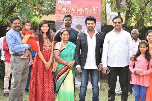 Tamil movie Arasakulam audio launch event held at Chennai. Celebs like Rathan Mouli, Nayana Nair, Velan Sagadevan, S Bhomaram Sain, Kumar Maran and others graced the event.