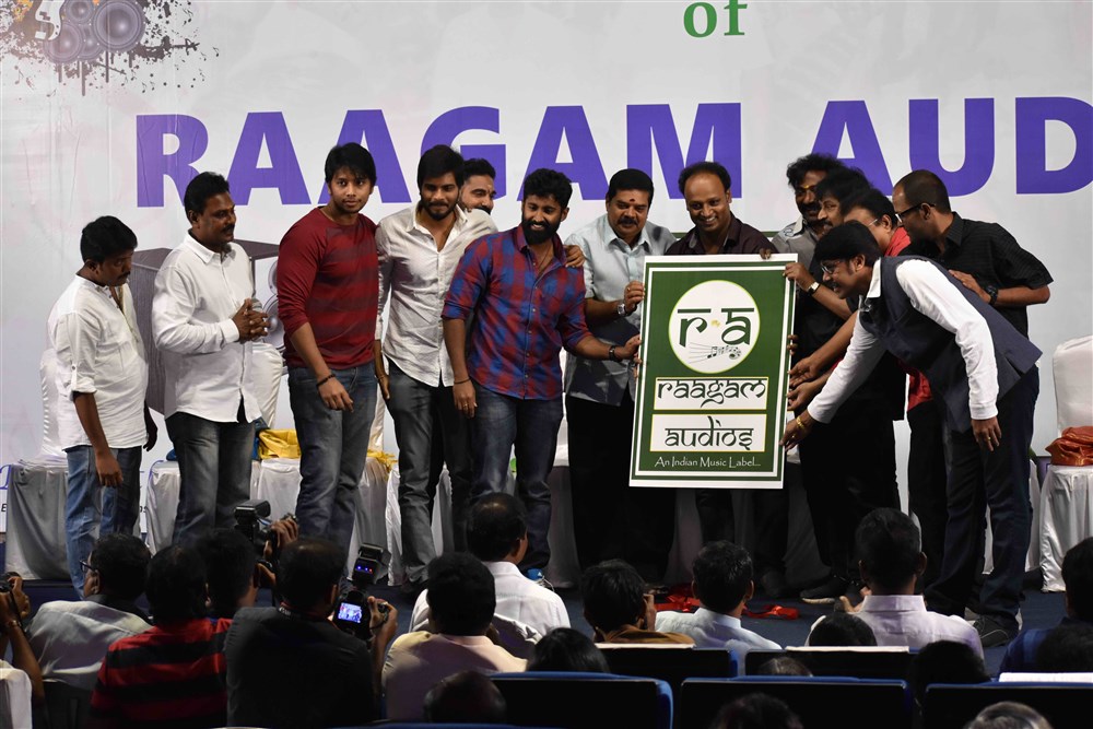 Tamil movie Arasakulam audio launch event held at Chennai. Celebs like Rathan Mouli, Nayana Nair, Velan Sagadevan, S Bhomaram Sain, Kumar Maran and others graced the event. Arasakulam audio launch,Arasakulam audio,Arasakulam music launch,Arasakulam music,Arasakulam,Rathan Mouli,Nayana Nair,Velan Sagadevan,S Bhomaram Sain,Kumar Maran,Arasakulam audio launch pics,Arasakulam audio launch images,Arasakulam audio launch photos,Ar