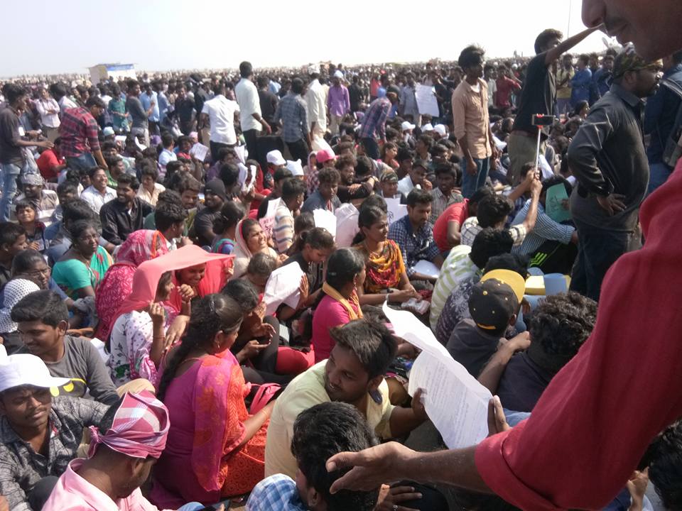 Day 4 of Jallikattu protests and the mood at Chennai's Marina beach is electrifying. Day 4 of Jallikattu protests,Jallikattu protests,Jallikattu protest,Marina beach,Chennai's Marina beach,Jallikattu protest at Marina beach,Jallikattu protest pics,Jallikattu protest images,Jallikattu protest photos,Jallikattu protest stills,Jallikatt