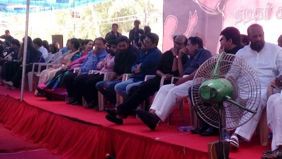 Celebs like Dhanush, KS Ravikumar, Sivakumar at Nadigar Sangam Jallikattu protest. Dhanush,KS Ravikumar,Sivakumar,Nadigar Sangam Jallikattu protest,Nadigar Sangam,Jallikattu protest,Dhanush at Jallikattu protest,Jallikattu protest pics,Jallikattu protest images,Jallikattu protest photos,Jallikattu protest stills,Jallikattu protest pictu