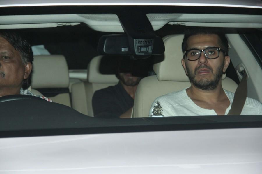Bollywood celebs like Shah Rukh Khan, Nawazuddin Siddiqui, Johny Lever, Neila Devi, Ritesh Sidhwani, Rahul Dholakia, Zoya Akhtar and others graced Raees movie special screening. Shah Rukh Khan,Nawazuddin Siddiqui,Johny Lever,Neila Devi,Ritesh Sidhwani,Rahul Dholakia,Zoya Akhtar,Raees special screening,Raees,Raees special screening pics,Raees special screening images,Raees special screening photos,Raees special screening stills,Ra