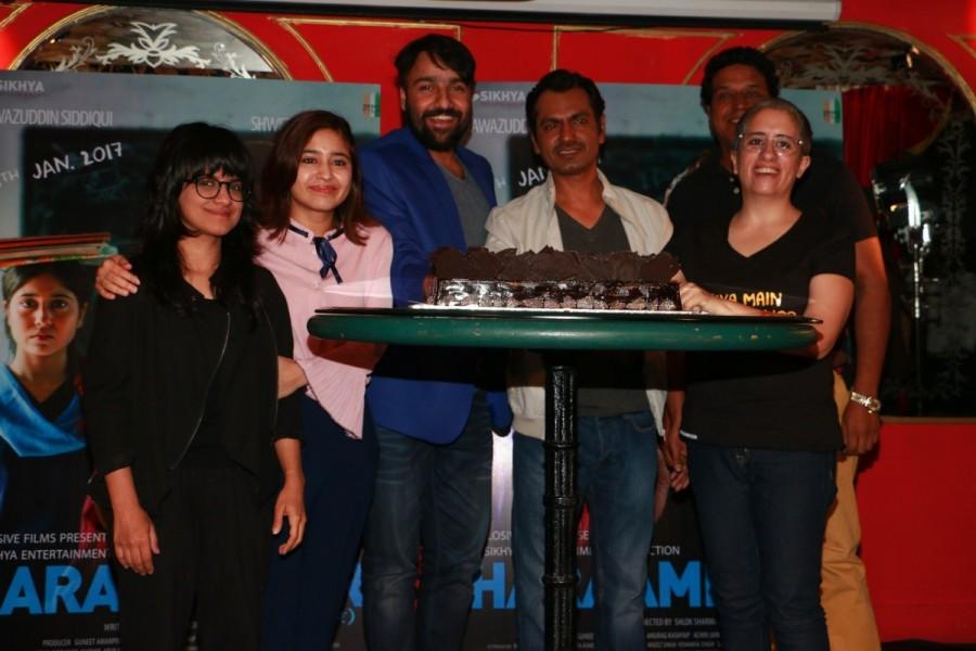 For past four years the film Haraamkhor was delayed by the Examining Committee of the Central Board of film Certification, now the movie is an unstoppable success. The movie starring Nawazuddin Siddiqui and Shweta Tripathi which is directed by debutant Shlok Sharma. Haraamkhor success meet,Haraamkhor,Nawazuddin Siddiqui,Haraamkhor success meet pics,Haraamkhor success meet images,Haraamkhor success meet photos,Haraamkhor success meet stills,Haraamkhor success meet pictures