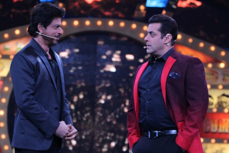 Bollywood actors Shah Rukh Khan with Salman Khan on the sets of Bigg Boss season 10 during the promotion of film Raees in Lonavala on January 20, 2017. Shah Rukh Khan,Shah Rukh Khan on Bigg Boss 10,Shah Rukh Khan on Bigg Boss,Bigg Boss 10,Salman Khan,Shah Rukh Khan and Salman Khan,Salman Khan and Shah Rukh Khan,Raees,Raees promotion,Raees movie promotion
