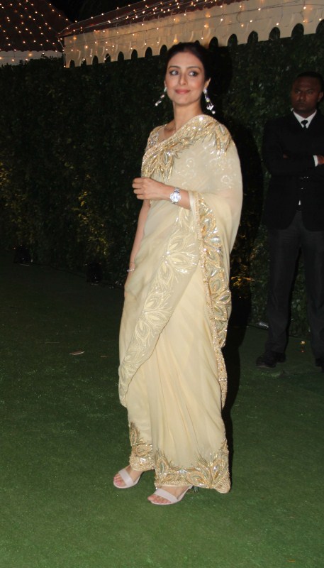 Celebs like Kunal Kapoor, Naina Bachchan, Aditya Roy Kapur, Vidya Balan, Kiran Rao, Aftab Shivdasani, Nin Dusanj, Bunty Walia, Suniel Shetty, Anupama Chopra, Vidhu Vinod Chopra, Atul Agnihotri, Alvira Khan Agnihotri, Sohail Khan, Shahid Kapoor, Ramesh Sippy, Kiran Juneja, Rajkumar Hirani, R. Madhavan, Sunita Gowariker, Ashutosh Gowariker, Soha Ali Khan, Kunal Khemu, Sonakshi Sinha, Alia Bhatt, Sidharth Malhotra, Javed Jaffrey, Tabu, Jaya Bachchan, Amitabh Bachchan, Madhuri Dixit, Sriram Madhav Nene, Dia Mirza, Neha Dhupia, Katrina Kaif and others spotted at Ronnie Screwvala’s daughter’s wedding reception. Sonakshi Sinha,Katrina Kaif,Kiran Rao,Shahid Kapoor,Ronnie Screwvala’s daughter’s wedding reception,Kunal Kapoor,Naina Bachchan,Aditya Roy Kapur,Vidya Balan,Kiran Rao,Aftab Shivdasani,Nin Dusanj,Bunty Walia,Suniel Shetty,Anupama Chopra,Vidhu Vinod Chopra
