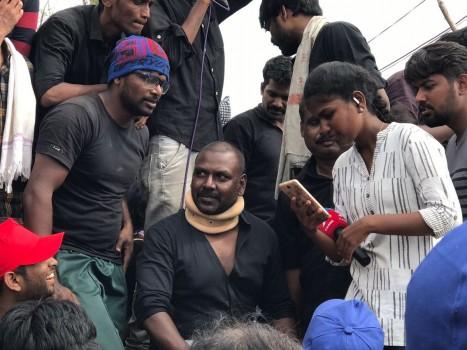 South Indian actor Raghava Lawrence participates in Jallikattu protest at Marina Beach.