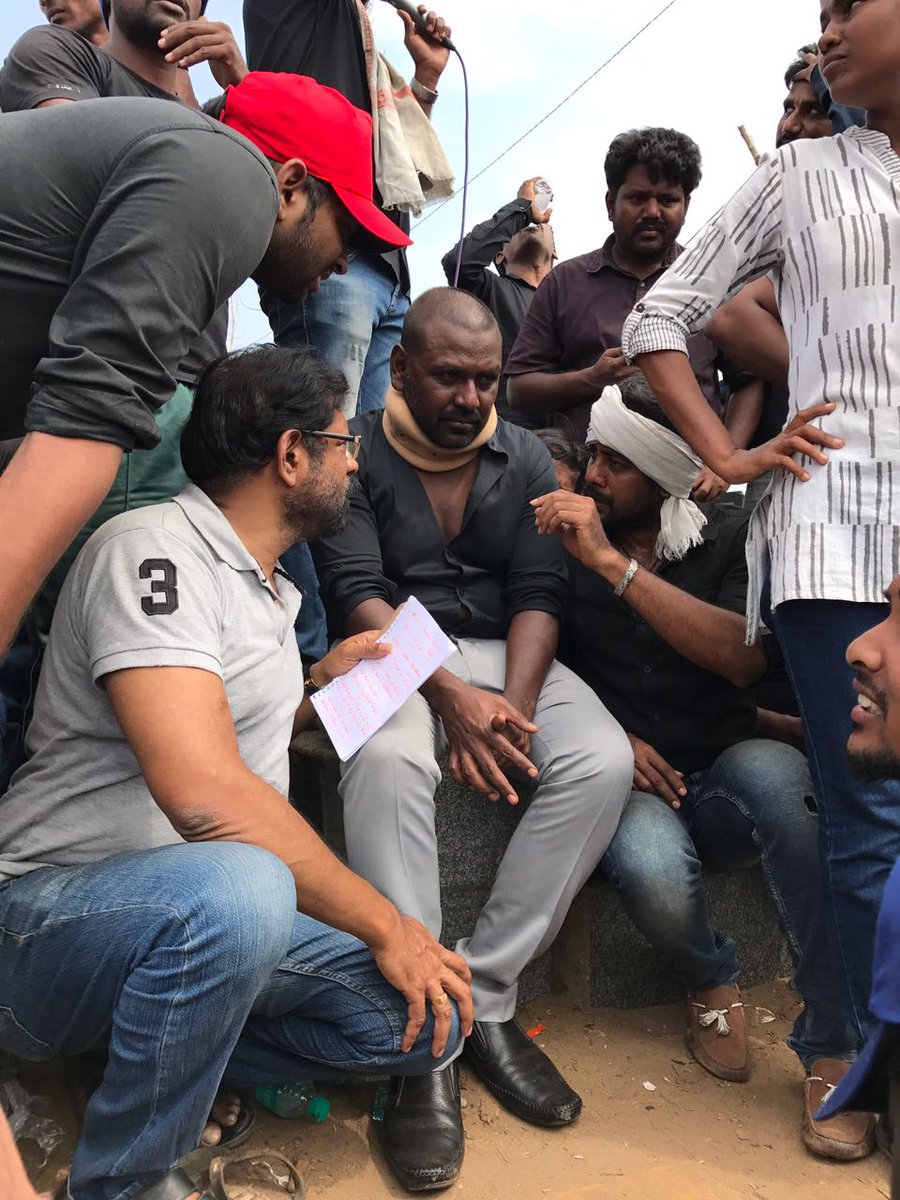 South Indian actor Raghava Lawrence participates in Jallikattu protest at Marina Beach. Raghava Lawrence,Raghava Lawrence at Marina Beach,Marina Beach,actor Raghava Lawrence,Raghava Lawrence at Jallikattu protest,Raghava Lawrence Jallikattu protest,Raghava Lawrence Jallikattu protest pics,Raghava Lawrence Jallikattu protest images,Raghava La