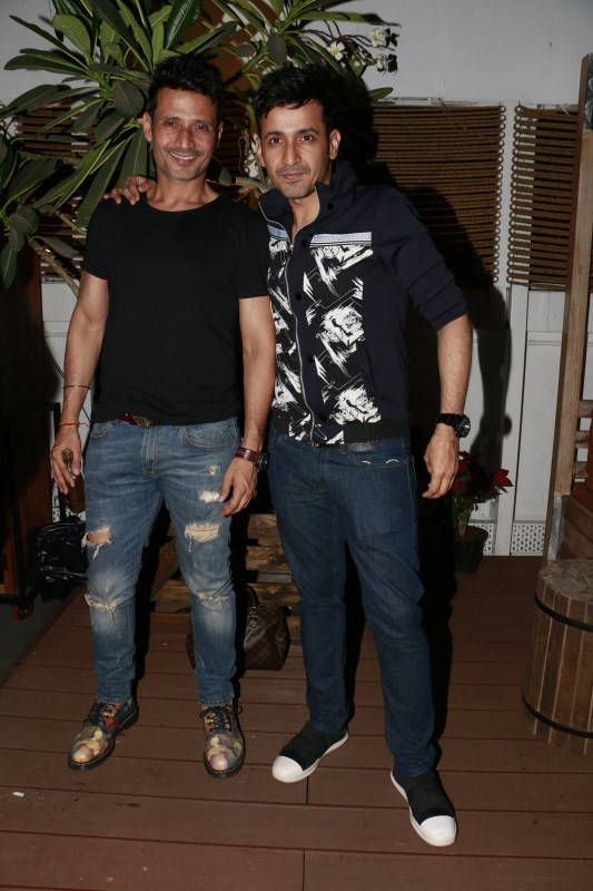 Meet Brothers at the app launch of Khushboo Grewal. Singer Khushboo Grewal,Maryam Zakaria,Hiten Paintal,Khushboo Zakaria,App launch of Khushboo Zakaria,Khushboo Zakaria app launch
