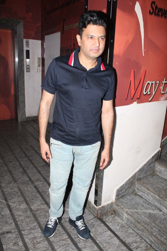 Celebs like Hrithik Roshan, Yami Gautam, Resul Pookutty, Rishi Kapoor, Neetu Singh, Bhushan Kumar, Prem Chopra, Shabana Azmi, Rakesh Roshan, Sussanne Khan, Zayed Khan and others spotted at Kaabil special screening. Kaabil special screening,Kaabil,Hrithik Roshan,Yami Gautam,Resul Pookutty,Rishi Kapoor,Neetu Singh,Bhushan Kumar,Prem Chopra,Kaabil special screening pics,Kaabil special screening images,Kaabil special screening photos,Kaabil special screening stills,Kaab