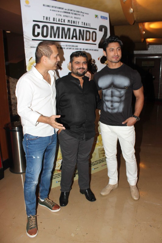 Bollywood filmmaker Vipul Shah, actors Vidyut Jammwal and filmmaker Deven Bhojani during the trailer launch of film Commando 2 in Mumbai. Commando 2 trailer launch,Commando 2 trailer,Commando 2,Vidyut Jammwal,Adah Sharma,Freddy Daruwala,Commando 2 trailer launch pics,Commando 2 trailer launch images,Commando 2 trailer launch photos,Commando 2 trailer launch stills,Commando 2 trailer launch