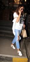 Bipasha Basu and Sarah Jain Desai,Bipasha Basu,Sarah Jain Desai,Bipasha Basu spotted at Bandra,Sarah Jain Desai spotted at Bandra,Celebs at Bandra