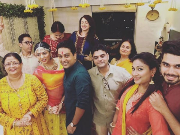 FIR fame actress Kavita Kaushik recently announced about her marriage with her best friend Ronnit Biswas. The Haldi ceremony event took place on (January 23), was attended by close friends and family members. Kavita Kaushik,Ronnit Biswas,Kavita Kaushik and Ronnit Biswas,FIR fame actress Kavita Kaushik,FIR actress Kavita Kaushik,Kavita Kaushik Haldi ceremony,Kavita Kaushik Haldi ceremony pics,Kavita Kaushik Haldi ceremony images,Kavita Kaushik Haldi ceremony ph