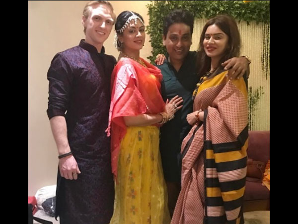 FIR fame actress Kavita Kaushik recently announced about her marriage with her best friend Ronnit Biswas. The Haldi ceremony event took place on (January 23), was attended by close friends and family members. Kavita Kaushik,Ronnit Biswas,Kavita Kaushik and Ronnit Biswas,FIR fame actress Kavita Kaushik,FIR actress Kavita Kaushik,Kavita Kaushik Haldi ceremony,Kavita Kaushik Haldi ceremony pics,Kavita Kaushik Haldi ceremony images,Kavita Kaushik Haldi ceremony ph