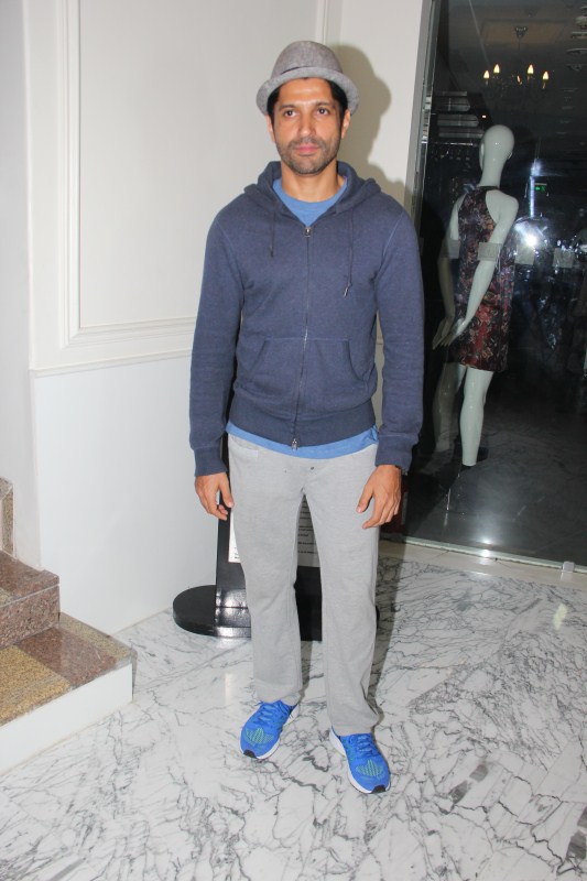 Farhan Akhtar spotted at Shah Rukh Khan's Raees special screening. Akshara Haasan,Chunky Pandey,Dino Morea,Ritesh Sidhwani,Shakeel Ladak,Daisy Shah,Ashutosh Gowariker,Dabboo Ratnani,Shah Rukh Khan,Raees special screening,Raees special screening pics,Raees special screening images,Raees special screening photos,Raees spec
