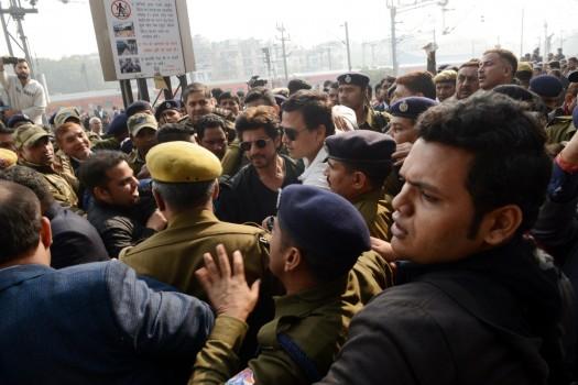 Bollywood actor Shah Rukh Khan reaches Delhi from Mumbai via train to promote 'Raees' movie.