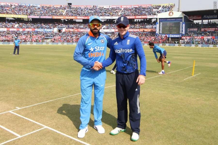 Earlier, put in to bat, India posted 147-7 with skipper Virat Kohli (29) and Mahendra Singh Dhoni (36 not out) being the major scorers for the team. Openers K.L. Rahul (8) and Kohli started the match on a good note by scoring at a good pace. But soon, Rahul, who was struggling to find his rhythm in the middle was sent back to the pavilion in the fifth over by pacer Chris Jordan. Jordan delivered a short ball which tangled Rahul completely and as a result the short fine leg pocketed the top edge to dismiss him. Ind vs Eng,India,India vs England,Eoin Morgan,Virat Kohli,Ind vs Eng Live,India vs England 1st T20,England beat India,England beat India by seven wickets