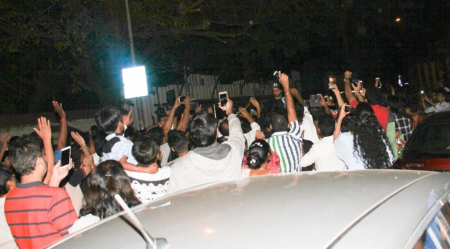 Bollywood actor Hrithik Roshan meet and greet fans at Chandan Cinema at Juhu in Mumbai on 26th January. Hrithik Roshan,kaabil,Kaabil promotion,Kaabil movie promotion,Hrithik Roshan meet fans,Chandan Cinema,Hrithik Roshan latest pics,Hrithik Roshan latest images,Hrithik Roshan latest photos,Hrithik Roshan latest stills,Hrithik Roshan latest pictures