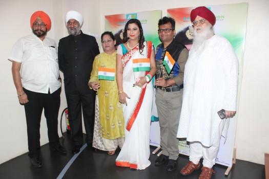 Celebs like Rohan Mehra, Congress leader Gurpreet Kaur Chadha, Bollywood actor Puneet Issar, Aneel Murarka, Radio Jockey Pritam Singh and others spotted during the launch of short film Shoorveer in Mumbai on January 26, 2017.