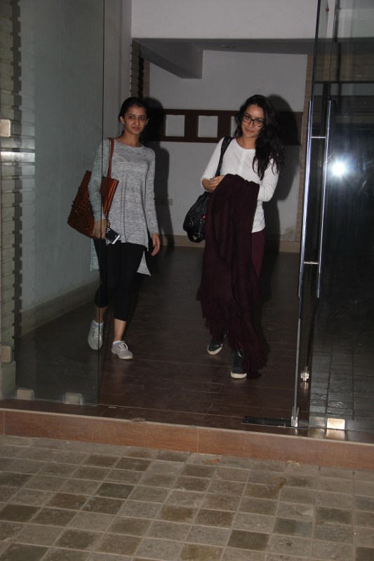 Photos of Bollywood actress Shraddha Kapoor spotted at Mohit Suri's office in Mumbai. Arjun Kapoor and Shraddha Kapoor,Arjun Kapoor,Shraddha Kapoor,Arjun Kapoor spotted at Mohit Suri,Shraddha Kapoor spotted at Mohit Suri,Mohit Suri office