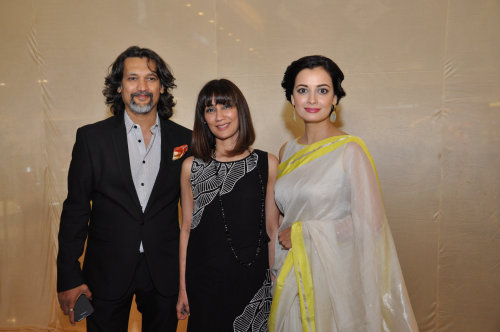 Jatin Kampani, Nonita Kalra and Dia Mirza. Dia Mirza,actress Dia Mirza,Art out of the Gallery,Aditya Thackeray,Jatin Kampani