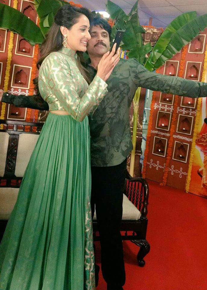 Nagarjuna Akkineni,Pragya Jaiswal,Om Namo Venkatesaya promotions,Om Namo Venkatesaya,om namo movie venkatesaya,Anushka Shetty