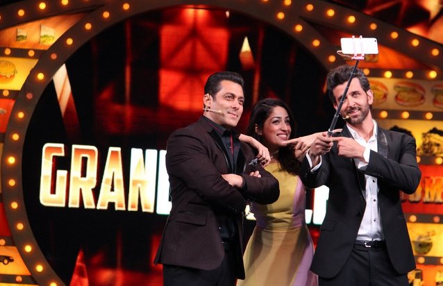 Bigg Boss 10 finale: Hrithik Roshan and Yami Gautam promote Kaabil on Salman Khan's show. Bigg Boss 10 finale,Bigg Boss 10,Bigg Boss 10 grand finale,Hrithik Roshan and Yami Gautam,Hrithik Roshan,Yami Gautam,Salman Khan,Bigg Boss finale,Bigg Boss 10 finale pics,Bigg Boss 10 finale images,Bigg Boss 10 finale photos,Bigg Boss 10 finale stills,Big