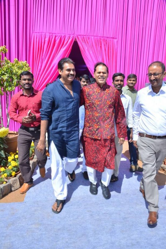 GVK Reddy Grandson Keshav Veena Wedding held on January 29 in Hyderabad. Celebs like Rajinikanth, Amitabh Bachchan, Chiranjeevi, Pawan Kalyan, Allu Arjun, Nandamuri Balakrishna, Vasundhara Devi, P. Chidambaram, Nagarjuna, Amala, Akhil Akkineni, Ranveer Singh, Pinky Reddy, Raveena Tandon, Manish Malhotra, Prasad V. Potluri, Shilpa Shetty Kundra, Jhansi Sureddi, Nirmala Devi, Mohan Babu, Venkaiah Naidu, Viranica Reddy, Brahmanandam and others graced the event. Rajinikanth,Chiranjeevi,Pawan Kalyan,Balakrishna,Amitabh Bachchan,GVK Reddy Grandson Keshav Veena Wedding,Keshav Veena,Keshav and Veena,GVK Reddy Grandson Keshav,Allu Arjun,Nagarjuna,Amala,Akhil Akkineni,Ranveer Singh