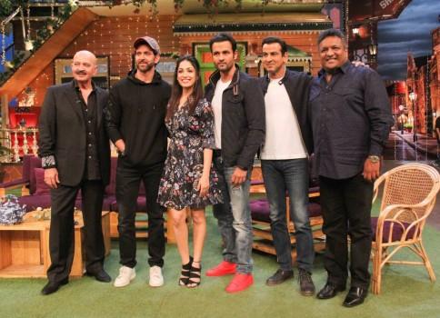 Bollywood actor Hrithik Roshan and actress Yami Gautam promote Kaabil on the sets of The Kapil Sharma Show in Mumbai on January 29, 2017.