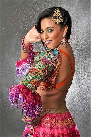 Swara Bhaskar says,"Anaarkali of Aarah is a very special film for me. Not just because its a relevant and topical film on an important issue, but because i have never been as closely associated with the pre production and making of any film as i have been with Anaarkali. Even when Avinash ji had simply narrated the idea to me i was sold. I have read every single draft he has written and i feel like i grew into the script with the script. Ive never worked so hard on any film as i have on Anaarkali, i injured myself, fell sick, had a breakdown everything while filming and yet strangely i never lost faith in this project. I think we have made a very courageous film that deserves to be widely seen." Arrah,Anarkali,Avinash Das,Swara Bhaskar,Sandiip Kapur,Director Avinash Das,Swara Bhaskar,Sanjai Mishra,Pankaj Tripathy,Ishhtiaq Khan