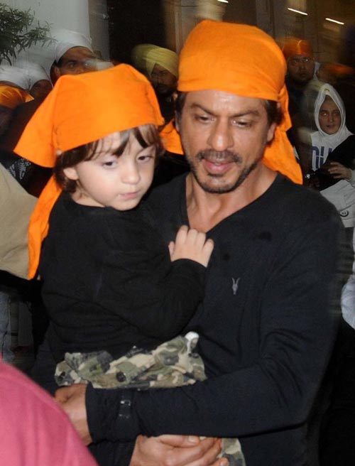 The actor wrote: "At the Sri Darbar Sahib. Peace and love and all feelings beautiful. Thank you Amritsar." The visit was a personal outing undertaken by them to express their gratitude for the appreciation garnered by their movie, said a statement issued on behalf of the makers. AbRam,Shah Rukh Khan,Shah Rukh Khan visits Golden Temple,SRK visits Golden Temple,SRK visits Golden Temple with son AbRam,SRK with son AbRam,SRK with AbRam,Shah Rukh Khan with AbRam,SRK,Raees Sucess