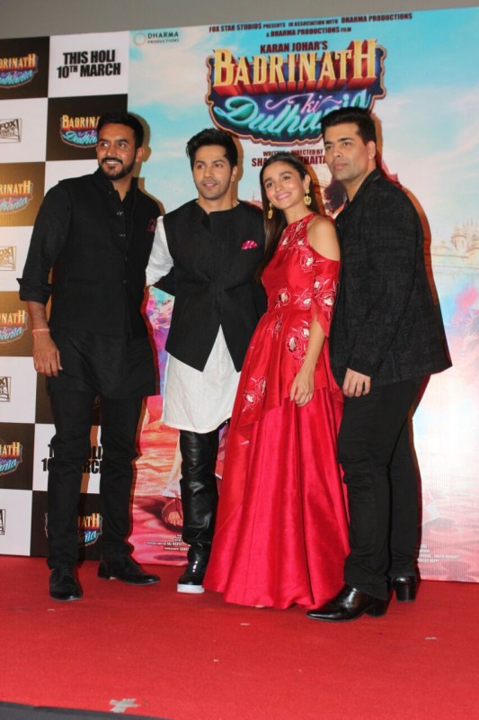 Bollywood actors Varun Dhawan and Alia Bhatt spotted during the trailer launch of film Badrinath Ki Dulhaniya in Mumbai on February 2, 2017. Varun Dhawan and Alia Bhatt,Alia Bhatt,Varun Dhawan,Badrinath Ki Dulhaniya,Badrinath Ki Dulhaniya trailer launch,Badrinath Ki Dulhaniya trailer,Badrinath Ki Dulhaniya trailer launch pics,Badrinath Ki Dulhaniya trailer launch images,Badrinath Ki Dulhaniya