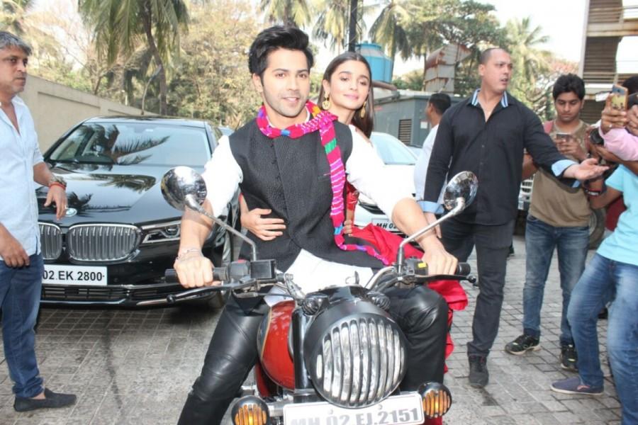 Bollywood actors Varun Dhawan and Alia Bhatt spotted during the trailer launch of film Badrinath Ki Dulhaniya in Mumbai on February 2, 2017. Varun Dhawan and Alia Bhatt,Alia Bhatt,Varun Dhawan,Badrinath Ki Dulhaniya,Badrinath Ki Dulhaniya trailer launch,Badrinath Ki Dulhaniya trailer,Badrinath Ki Dulhaniya trailer launch pics,Badrinath Ki Dulhaniya trailer launch images,Badrinath Ki Dulhaniya