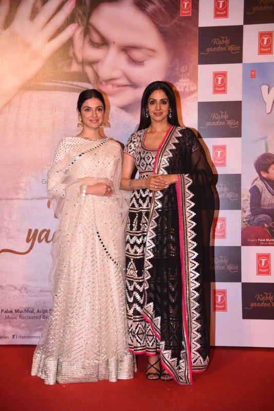 Sridevi looked like a million bucks in black and pink while Divya stood out in an all white ensemble, gracefully posing for the shutterbugs and interacting with the crowd. Divya Khosla Kumar,Kabhi Yaadon Mein,Sridevi,sridevi kapoor,Divya Khosla,Kabhi Yaadon Mein celebrations