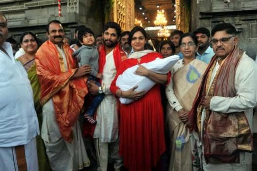 Stylish Star Allu Arjun visited Tirumala Temple along with his wife Sneha Reddy, son Ayaan and daughter Arha.