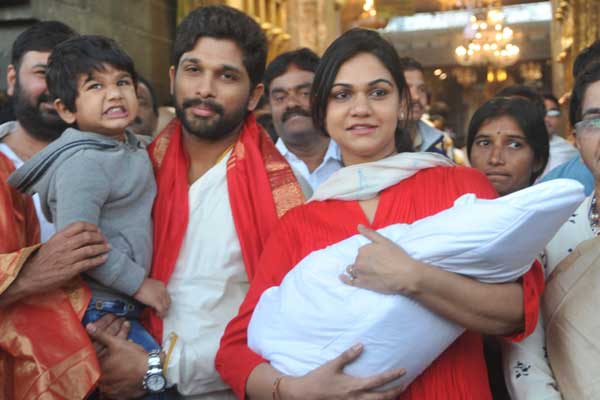 Stylish Star Allu Arjun visited Tirumala Temple along with his wife Sneha Reddy, son Ayaan and daughter Arha. Allu Arjun,Sneha Reddy,Ayaan,Arha,Allu Arjun visits Tirupati,Allu Arjun in Tirupati,actor Allu Arjun,Allu Arjun latest pics,Allu Arjun latest images,Allu Arjun latest photos,Allu Arjun latest stills,Allu Arjun latest pictures