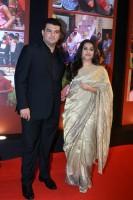 Aamir Khan,Alia Bhatt,Shahid Kapoor,Rekha,Fatima Sana Shaikh,Sanya Malhotra,Dangal success party,Dangal,Dangal success party pics,Dangal success party images,Dangal success party photos,Dangal success party stills,Dangal success party pictures,Radhika Apt