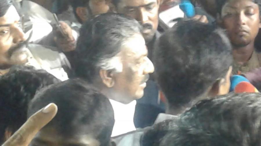 "Only a person who can protect the party (AIADMK) and run the government on the principles laid down by late J. Jayalalithaa should come at the helm (of Tamil Nadu government)," he said after ending his 40-minute meditation at Jayalalithaa's memorial here on Tuesday night. O Panneerselvam,Jayalalithaa burial site,Amma memorial,CM O Panneerselvam,Former Tamil Nadu CM O Panneerselvam,sasikala,Sasikala Natarajan