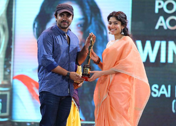 Celebs like Mohanlal, Mammootty, Tamannaah, Nivin Pauly, Dulquer Salmaan, Sai Pallavi and others spotted at Asianet Film Awards. Asianet Film Awards,Mohanlal,Mammootty,Tamannaah,Nivin Pauly,Dulquer Salmaan,Sai Pallavi,Asianet Film Awards pics,Asianet Film Awards images,Asianet Film Awards photos,Asianet Film Awards stills,Asianet Film Awards pictures