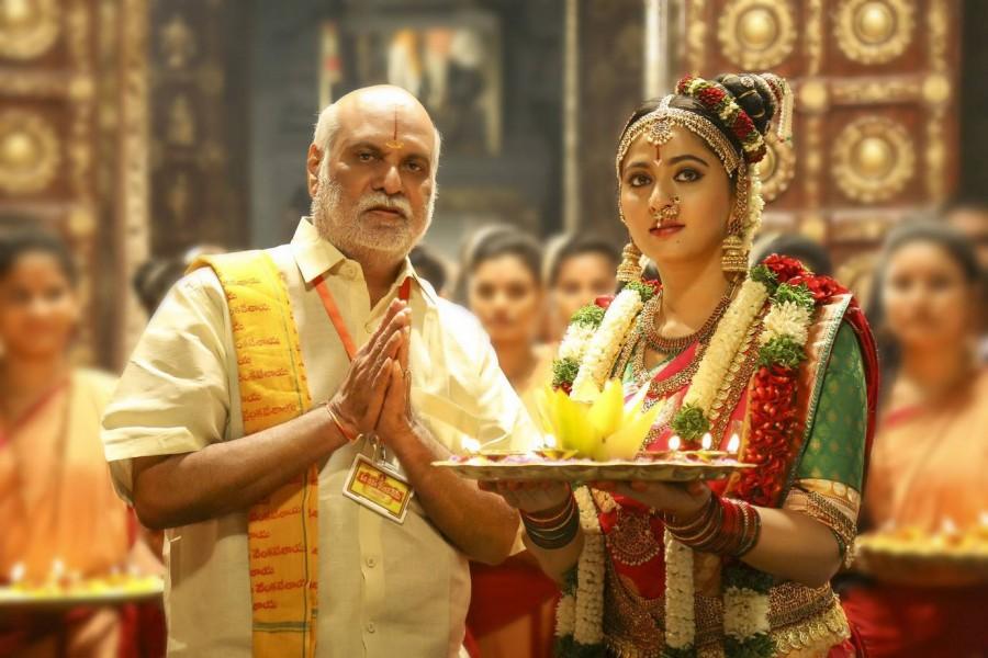 Om Namo Venkatesaya is an upcoming Telugu devotional movie directed by K. Raghavendra Rao and produced by A. Mahesh Reddy under the AMR Sai Krupa Entertainments banner. The film stars Akkineni Nagarjuna and Anushka Shetty in the lead role. Akkineni Nagarjuna,Anushka Shetty,Om Namo Venkatesaya,telugu movie Om Namo Venkatesaya,Om Namo Venkatesaya pics,Om Namo Venkatesaya images,Om Namo Venkatesaya photos,Om Namo Venkatesaya stills,Om Namo Venkatesaya pictures