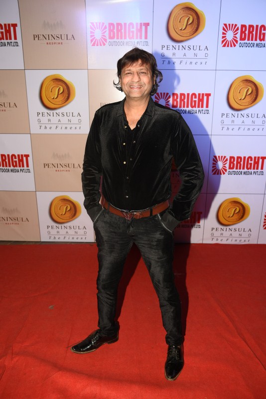 Vasant Bhandari spotted at 3rd Bright Awards 2017. Hrithik Roshan,Ranbir Kapoor,Yuvraj Singh,Sonu Sood,Dr. Aneel Murarka,Neha Banerjee,Anjali Pandey,DJ Sheizwood,Neha banerjee,3rd Bright Awards,3rd Bright Awards 2017,Abhishek Bachchan