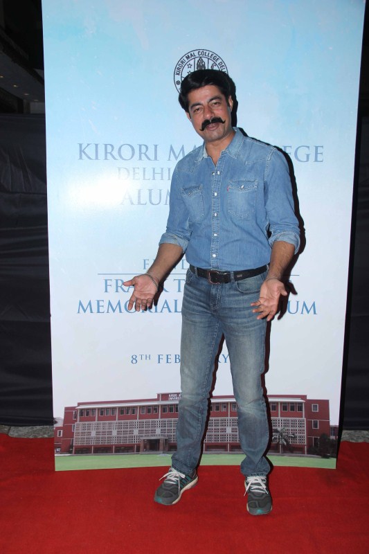 Sushant Singh spotted at Kirori Mal College Alumni meet. Amitabh Bachchan,Sushant Singh,Diyendu Sharma,Kabir Khan,Satish Kaushik,Kirori Mal College Alumni meet,Kirori Mal College,Kirori Mal College Alumni meet pics,Kirori Mal College Alumni meet images,Kirori Mal College Alumni meet photos