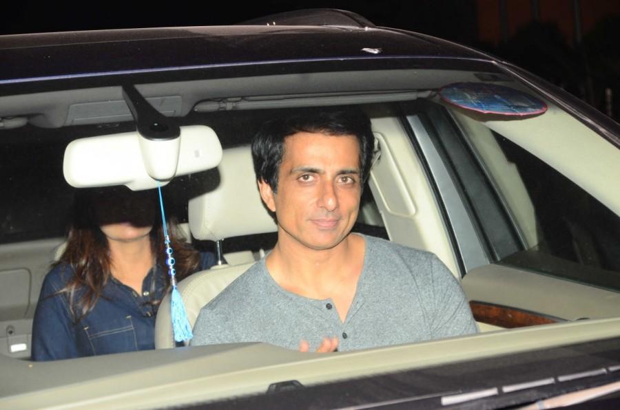 Sonu Sood spotted at Jolly LLB 2 special screening. Aarav,Sidharth Malhotra,Arshad Warsi,R Balki,Sajid Khan,Sonu Sood,Akshay Kumar,Jolly LLB 2 special screening,Jolly LLB 2,Jolly LLB 2 special screening pics,Jolly LLB 2 special screening images,Jolly LLB 2 special screening photos,Jolly LLB 2 special scree
