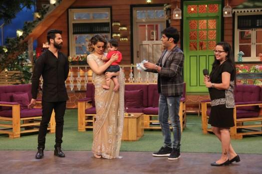 Bollywood actors Shahid Kapoor and Kangana Ranaut promote Rangoon on the sets of The Kapil Sharma Show in Mumbai on February 9, 2017.