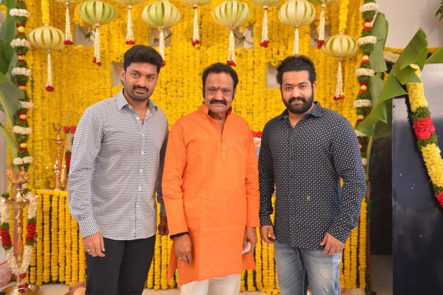 C.K. Muraleedharan of "PK" fame has been roped in to crank the camera while Devi Sri Prasad will be scoring music. NTR27,NTR27 movie launch,NTR27 launch,Jr Ntr,Jr Ntr new movie,Jr Ntr new movie pooja,Jai Lavakusa,Jai Lavakusa movie launch,Jai Lavakusa movie launch pics,Jai Lavakusa movie launch images,Jai Lavakusa movie launch photos,Jai Lavakusa movie launch stills,J