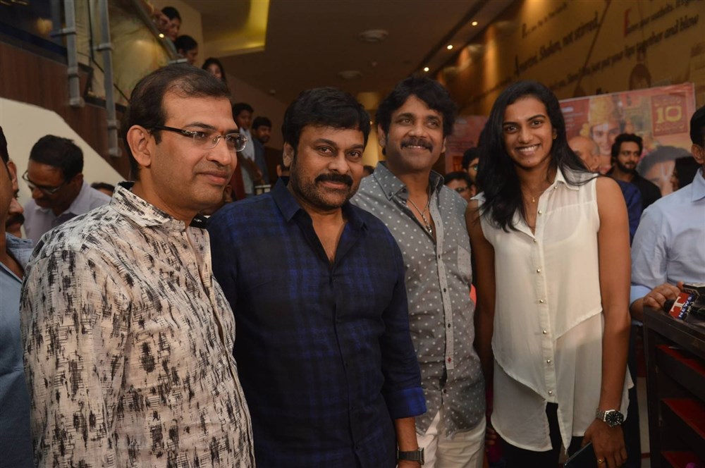 Telugu movie Om Namo Venkatesaya special screening held at Cinemax, Banjara hills in Hyderabad. Celebs like Akkineni Nagarjuna, Megastar Chiranjeevi, A Mahesh Reddy, Vimala Raman, Saurabh Raj Jain, K Ragavendra Rao, PV Sindhu, Nimmagadda Prasad, Vikram Kumar, Sushanth, Prasad V Potluri, Vamsi Paidipally, Manchu Manoj, Dil Raju, Naga Susheela, Akhil and others attended the event. Chiranjeevi,Akkineni Nagarjuna,PV Sindhu,Om Namo Venkatesaya,Om Namo Venkatesaya special screening,Om Namo Venkatesaya special screening pics,Om Namo Venkatesaya special screening images,Om Namo Venkatesaya special screening phoots,Om Namo Venkatesaya spe
