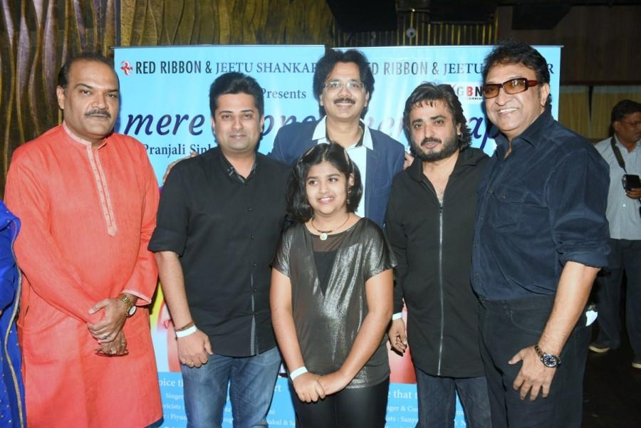Tabla Maestro Jeetu Shankar says "Music affects the way we live. Our thoughts, our joys and sorrows, the way we think and the way we dance; all of it moving to the unending melodies and patterns of the soundtrack of our lives". MERE SAPNE,Pranjali Sinha,Talat Aziz & Richa Sharma,Talat Aziz,Richa Sharma,Sumeet Tappoo,Biba Singh,Shailendra Bharti,Deepak Pandit,Sameer Sen,Dilip Sen,Shibani Kashyap,Ashok Khosla,Shibani kashyap