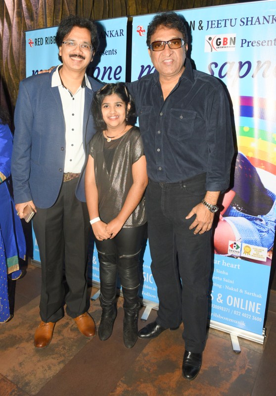 Holding a penchant to entertain the audience with some of the finest pieces of art work Jeetu Shankar feels proud to spearhead the launch of young Pranjali Sinha's album "I am extremely proud of Pranjali. I am awestruck each time I listen to her. Whenever I listen to her, she cements her place as one of the best child singers I have ever heard in my life. Truly wonderful" MERE SAPNE,Pranjali Sinha,Talat Aziz & Richa Sharma,Talat Aziz,Richa Sharma,Sumeet Tappoo,Biba Singh,Shailendra Bharti,Deepak Pandit,Sameer Sen,Dilip Sen,Shibani Kashyap,Ashok Khosla,Shibani kashyap