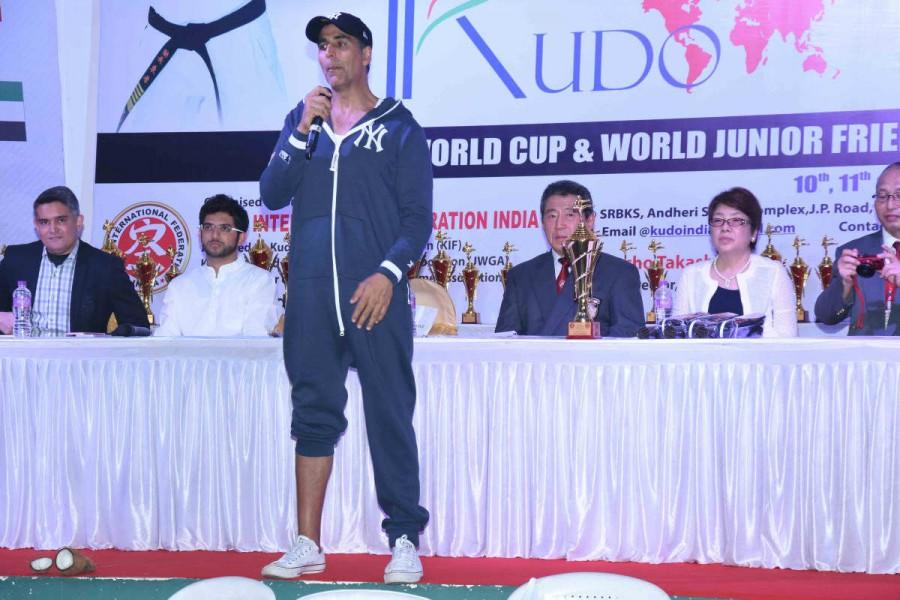 Bollywood actor Akshay Kumar during the flag off ceremony of 2nd Kudo World Cup in Mumbai on February 10, 2017. Akshay Kumar,actor Akshay Kumar,2nd Kudo World Cup,Kudo World Cup,Kudo World Cup 2017,Akshay Kumar latest pics,Akshay Kumar latest images,Akshay Kumar latest photos,Akshay Kumar latest stills,Akshay Kumar latest pictures