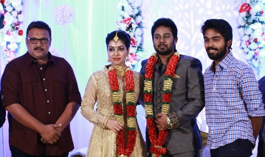 Actress Satna Titus and KR Films Karthik wedding reception held at Chennai. Celebs like GV Prakash Kumar, R Parthiban, Udhayanidhi Stalin, SJ Surya, Vidharth, Praveen KL, Dheepa Ramanujam, T Siva, Aruldoss, Sasi, Natty Natraj, Lollu Sabha Jeeva, R Kannan, SR Prabhakaran, Bharani, Bala Saravanan, Soundararaja and others graced the event. GV Prakash Kumar,R Parthiban,Udhayanidhi Stalin,SJ Surya,Vidharth,Lollu Sabha Jeeva,Satna Titus wedding reception,Satna Titus reception,Satna Titus wedding,Satna Titus wedding reception pics,Satna Titus wedding reception images,Satna Titus wedding recepti