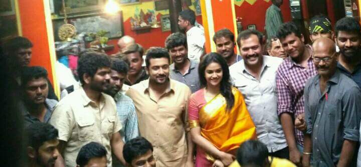 Suriya's Singam 3 (Si 3) success celebration on the sets of Thaanaa Serndha Koottam.